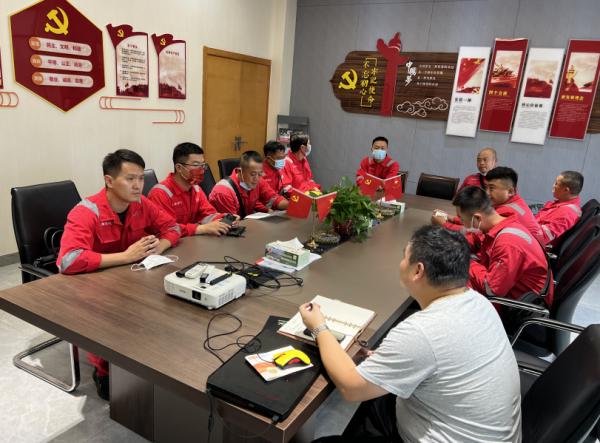 上海昌运实干笃行，二十大期间全力协助业主防风险、保安全、护稳定，获好评！